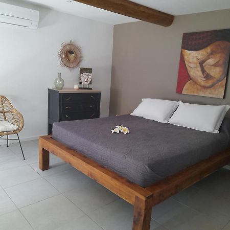 La Ferme Des Oliviers Villa Sollies Pont Bagian luar foto