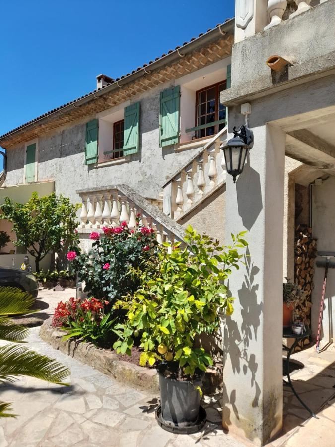 La Ferme Des Oliviers Villa Sollies Pont Bagian luar foto